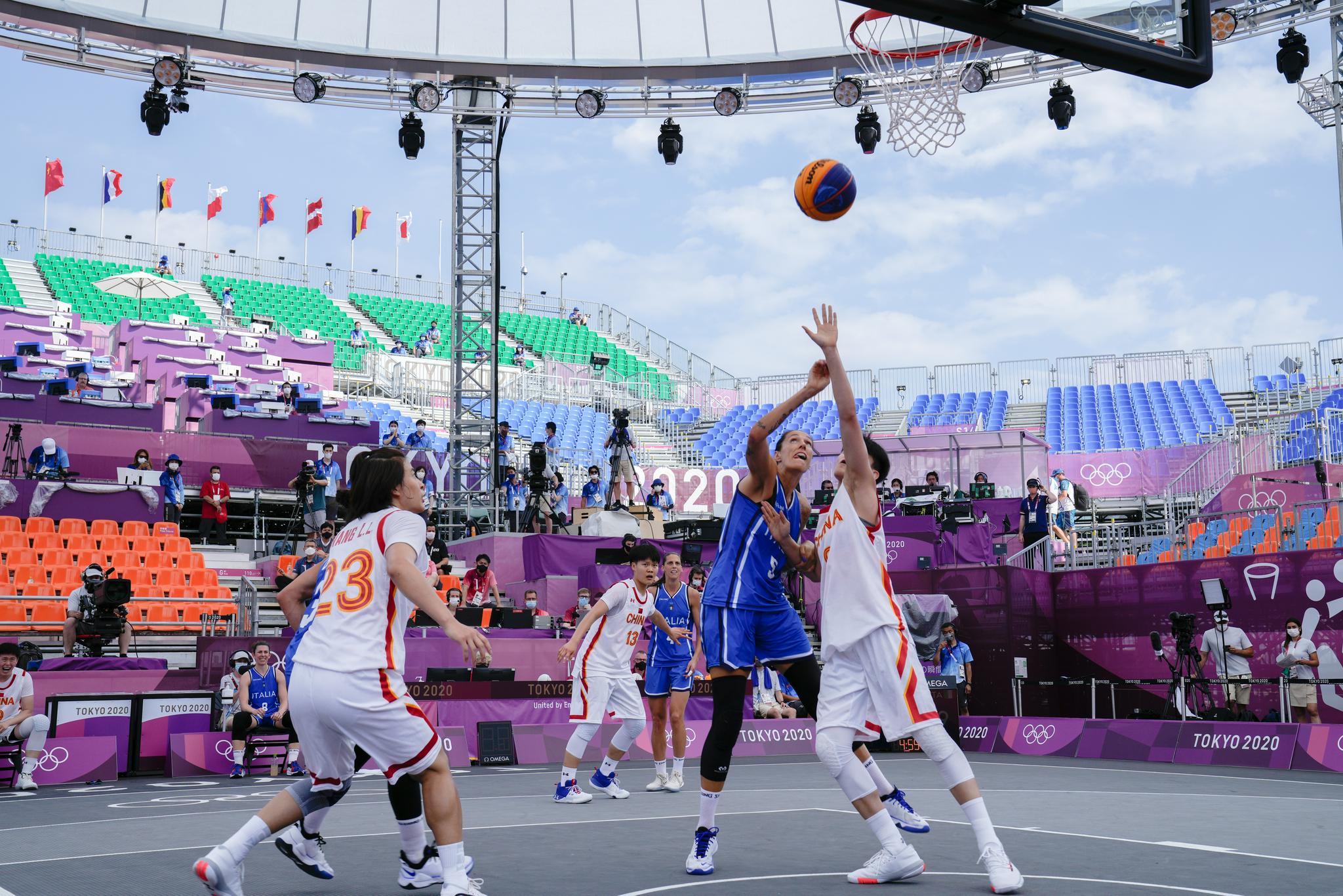 伍德维尔 vs 诺伍德：澳大利亚中部女子篮球联赛强强对决