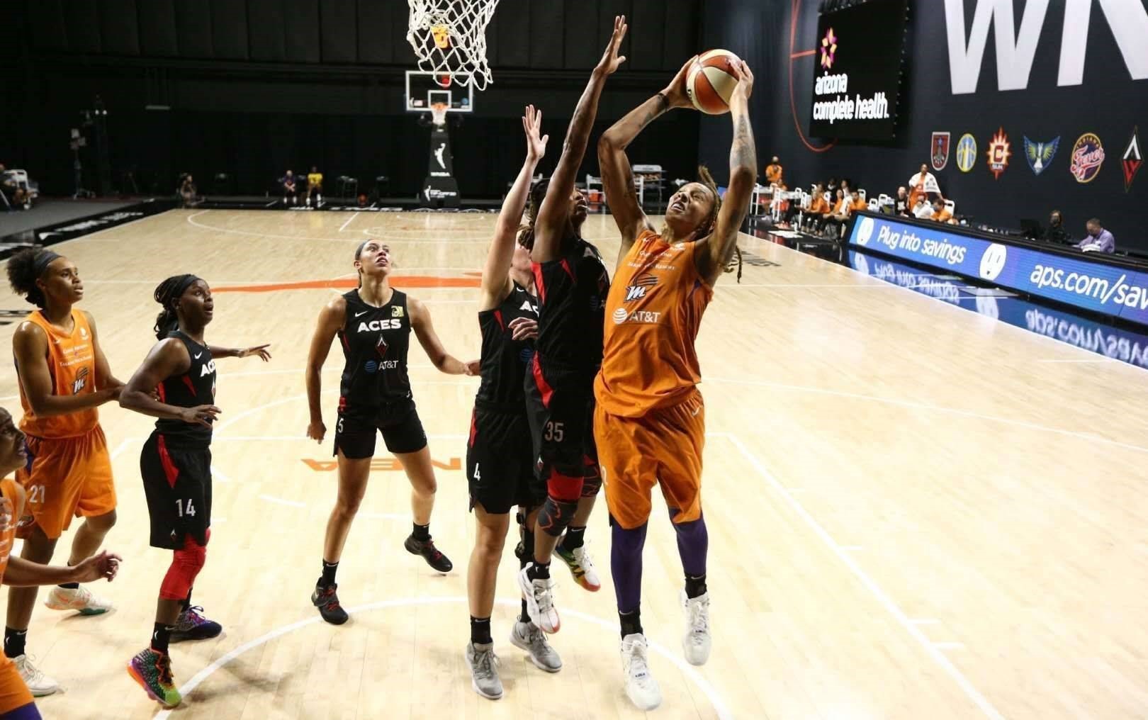 澳大利亚东部女子篮球联赛：曼利沃海鹰女篮迎战北方熊女篮争夺总决赛门票